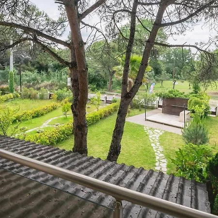 Вилла Nikolis Sea Side Villa,