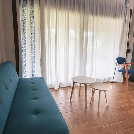 Вилла Nikolis Sea Side Villa, Вурвуру