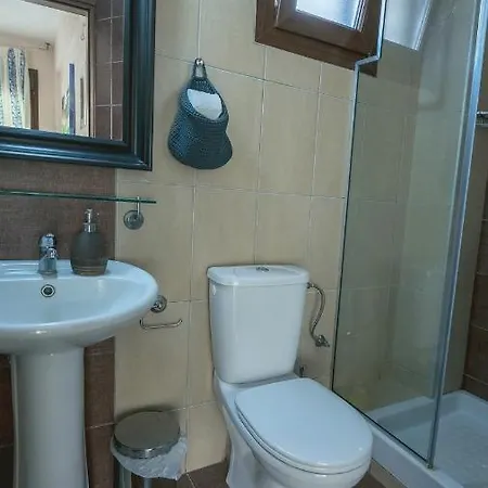 Villa Nikolis Sea Side Villa, *