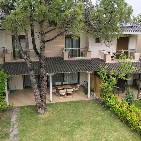 Nikolis Sea Side Villa, * Vourvourou