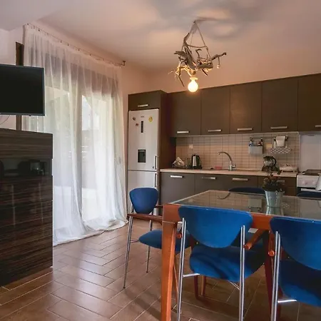Nikolis Sea Side Villa, * Vourvourou